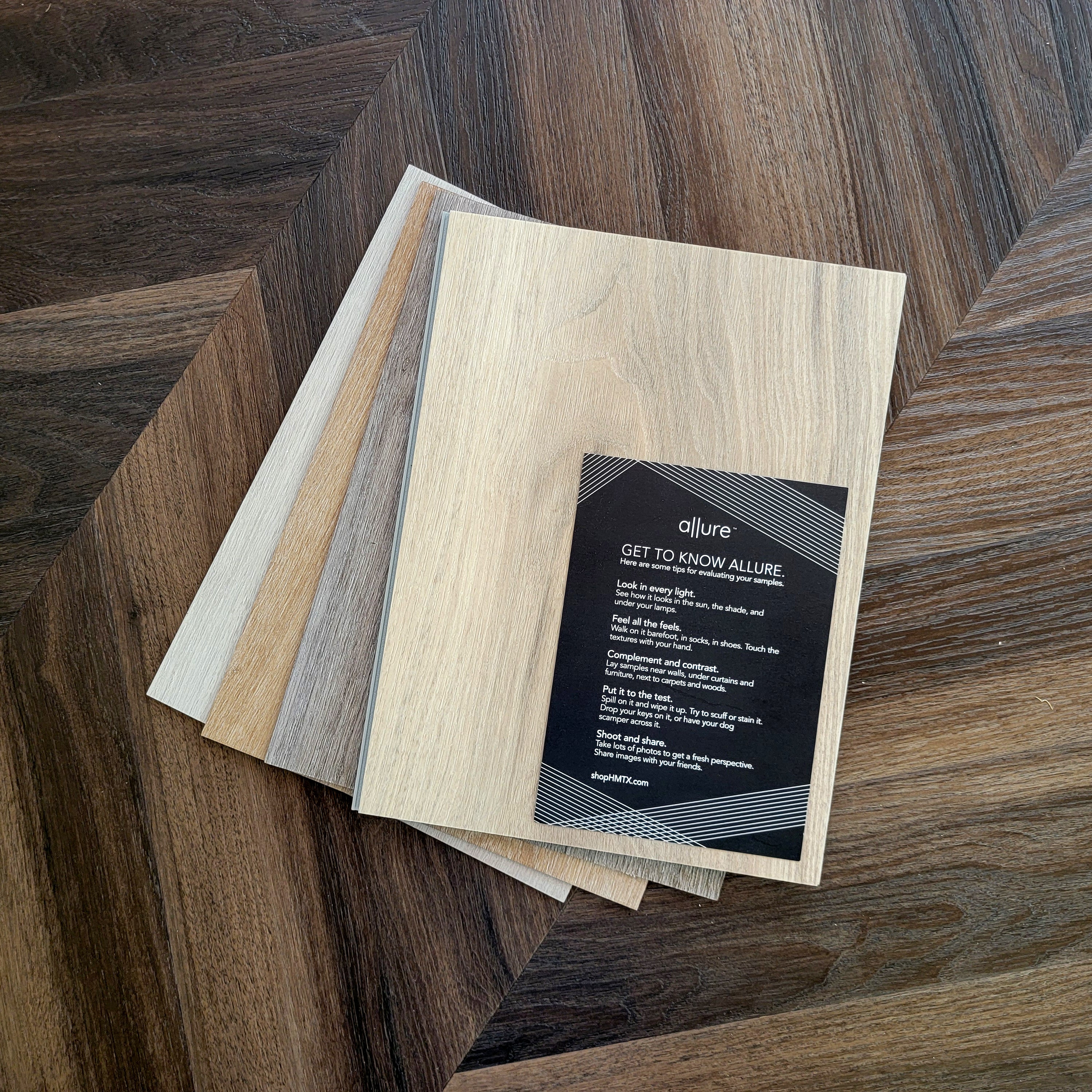 Luxury vinyl samples with insert